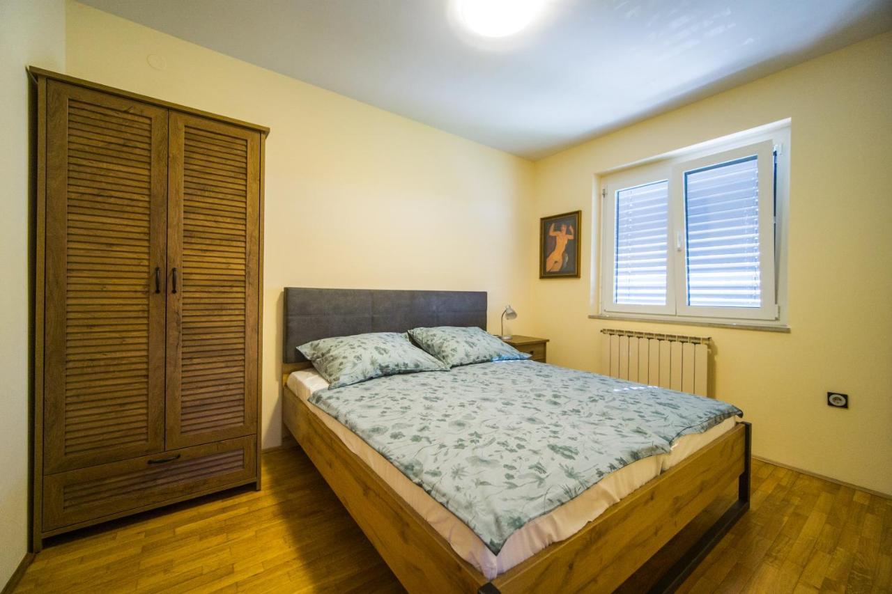 Apartments Sara 7, 8, 9 Порторож Екстериор снимка