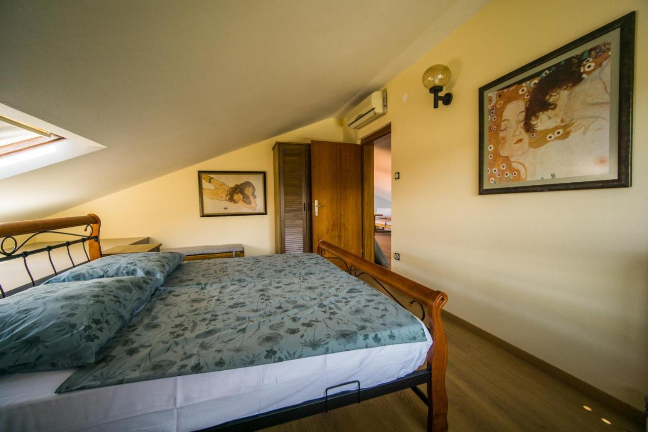 Apartments Sara 7, 8, 9 Порторож Екстериор снимка