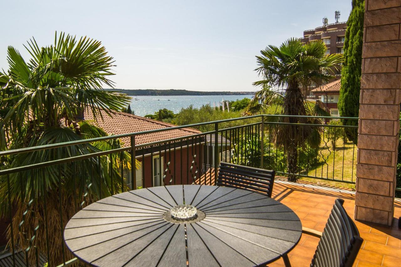 Apartments Sara 7, 8, 9 Порторож Екстериор снимка