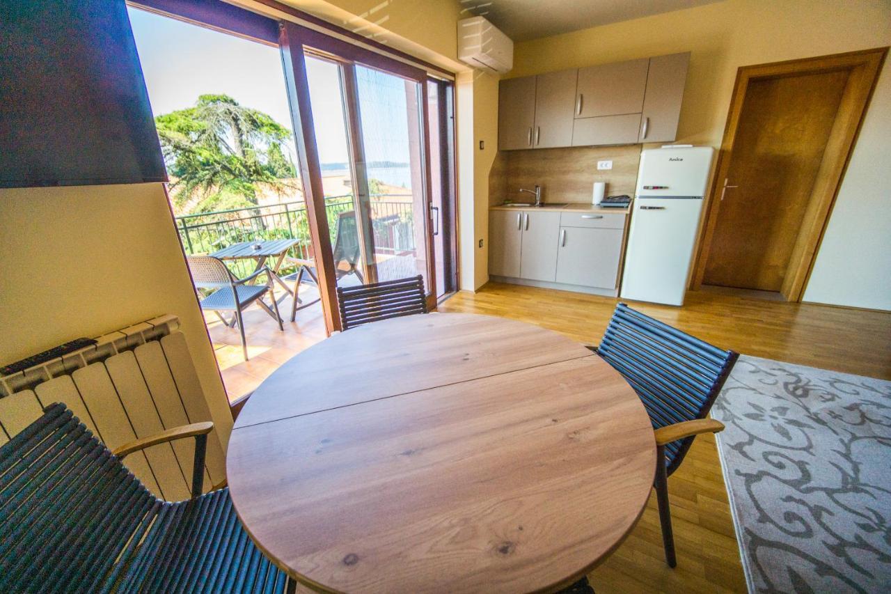 Apartments Sara 7, 8, 9 Порторож Екстериор снимка