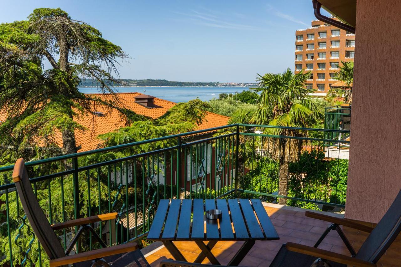Apartments Sara 7, 8, 9 Порторож Екстериор снимка